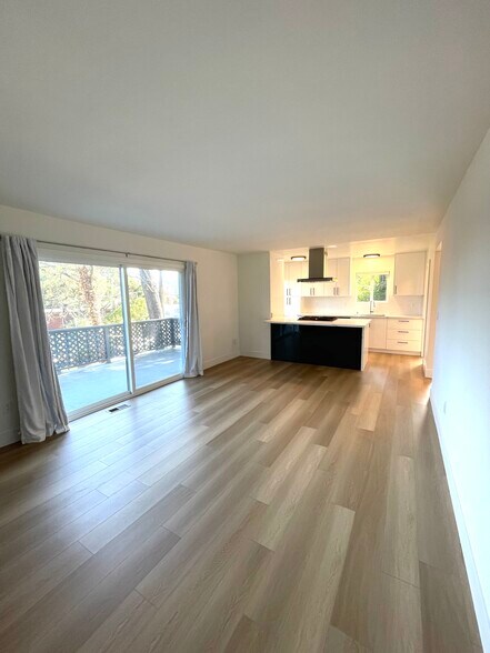 Building Photo - 239 Corte Madera Ave
