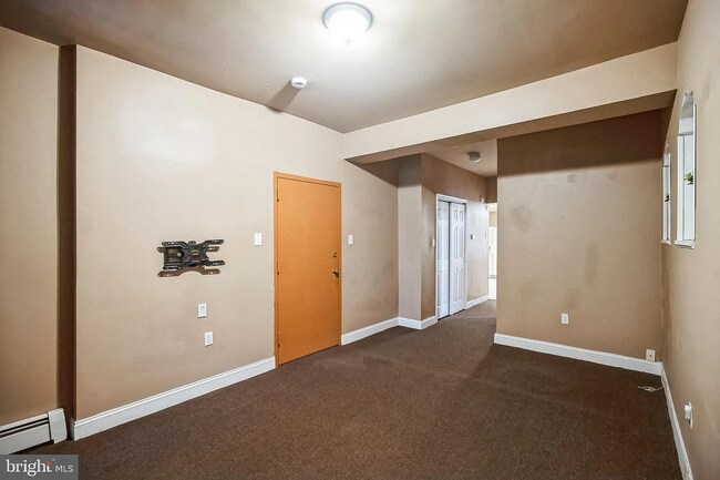 Building Photo - 1124 S 15th St