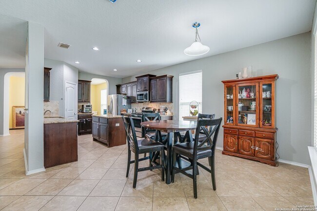 Building Photo - 12310 Red Maple Way