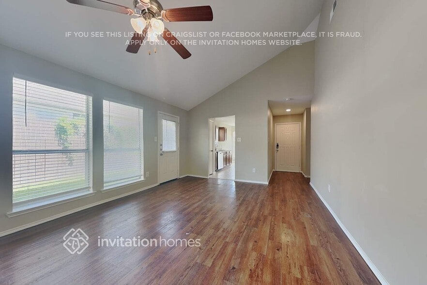 Building Photo - 10321 Pleasant Mound Dr