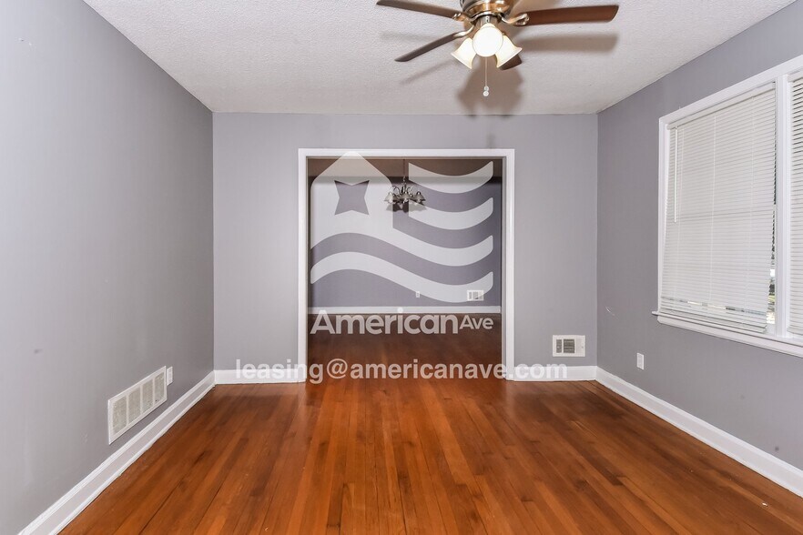 Building Photo - 135 Latonea Dr