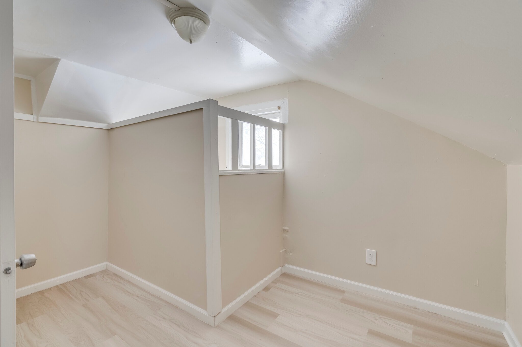 Building Photo - 514 Francis St