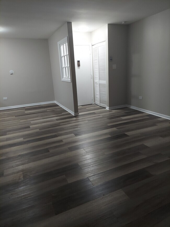 Building Photo - 860 Winesap Ct