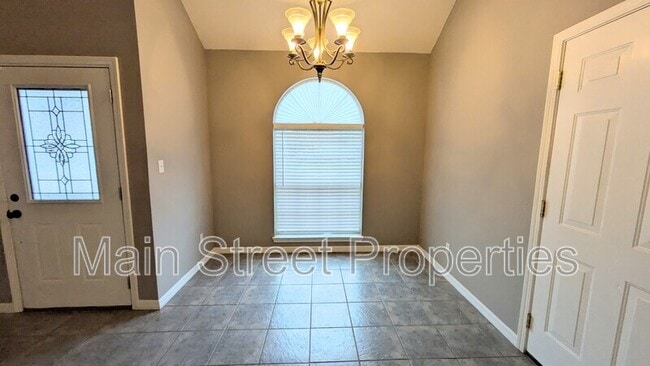 Building Photo - 3180 Birdseye Cir
