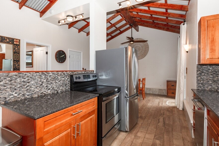 Building Photo - 308 Awakea Rd