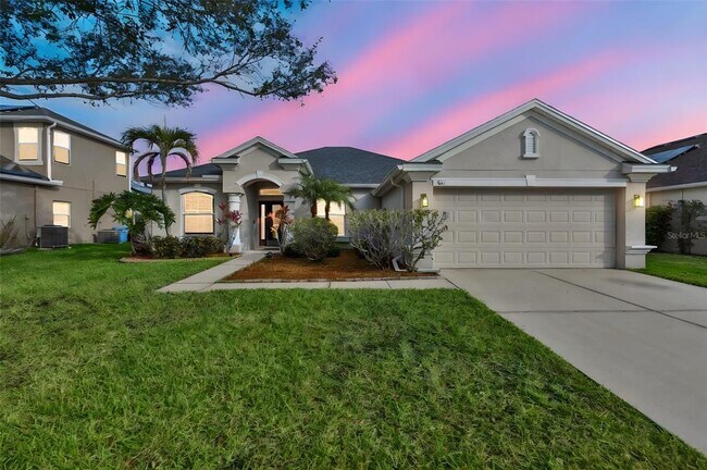 Building Photo - 823 Seminole Sky Dr