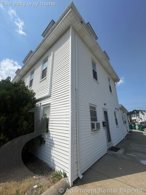 Building Photo - 72-74 Washington St