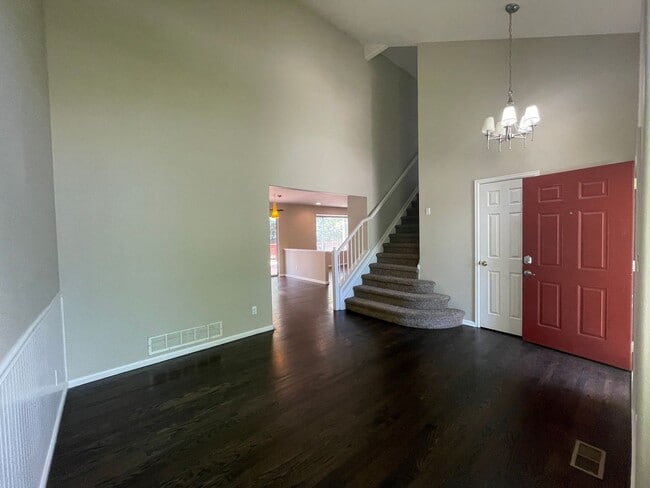 Building Photo - Beautiful and Fresh Updated Four Bedroom Home on a Corner Lot in Rock Creek!