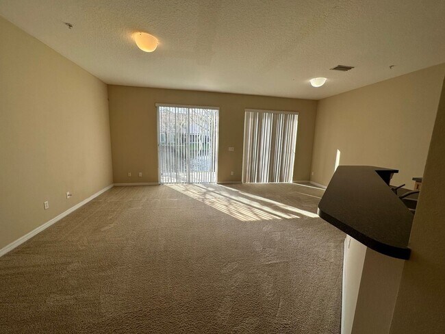 Building Photo - 629 Pinebranch Cir