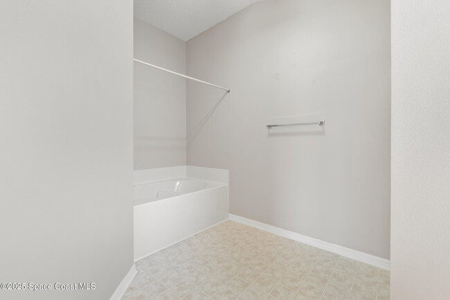 Building Photo - 1391 Olde Bailey Ln