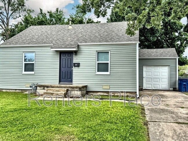 Primary Photo - 228 S 70th E Ave