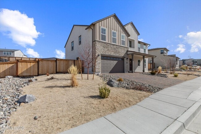 Building Photo - 325 S Pah Rah Rdg Dr