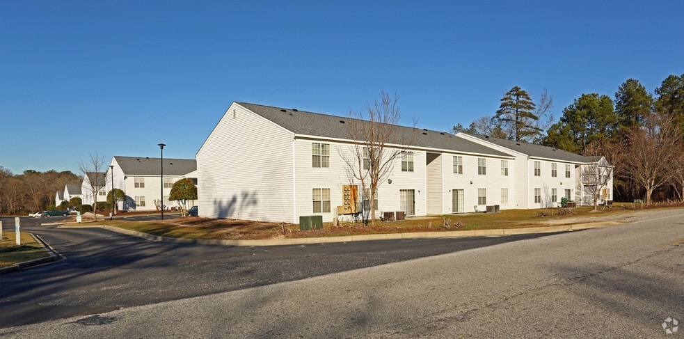 Building Photo - Deerfield Run Apartments