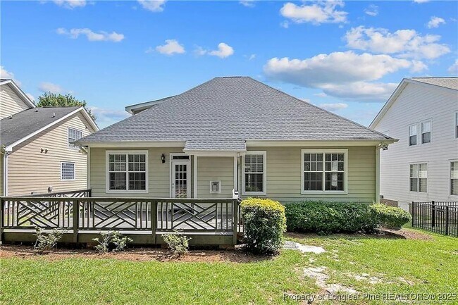 Building Photo - 177 Lamplighter Way