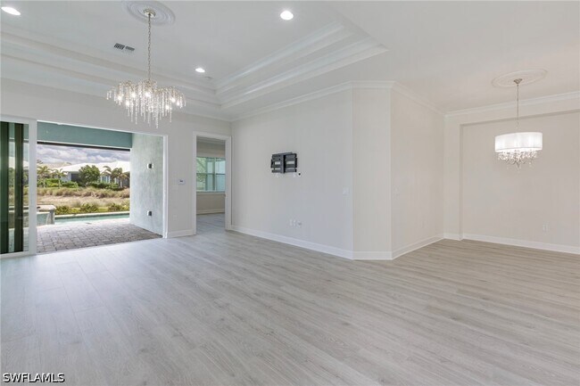 Building Photo - 6385 Arriba Ave