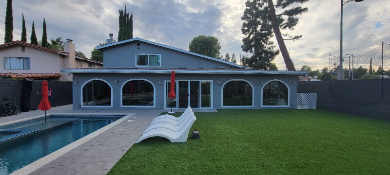 Building Photo - 10252 Lurline Ave