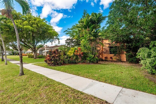 Building Photo - 1611 Fletcher St