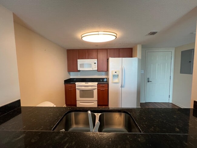 Building Photo - 300 S Duval St