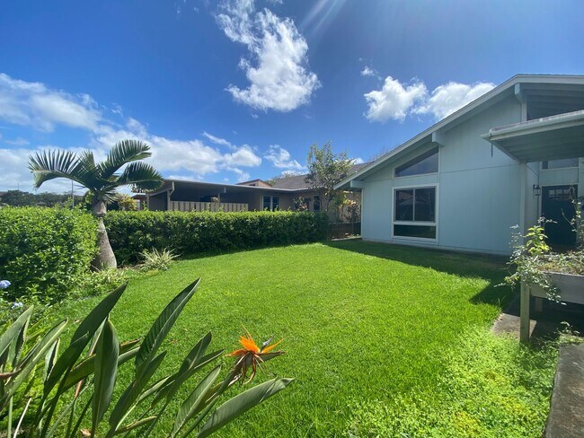 Building Photo - 019WHI