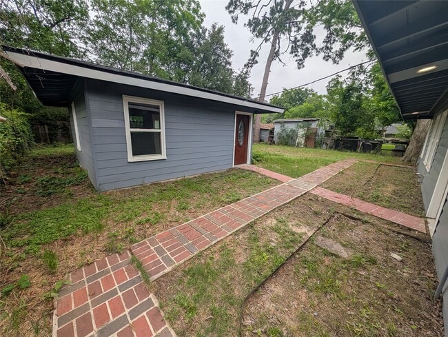 Building Photo - 4110 Ella Blvd