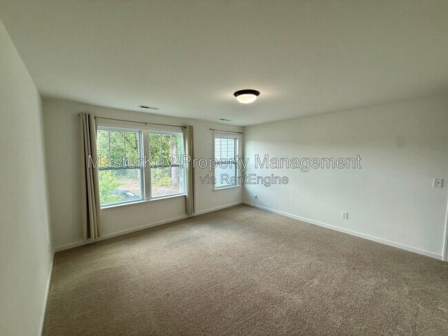 Building Photo - 1516 Addison Lk St
