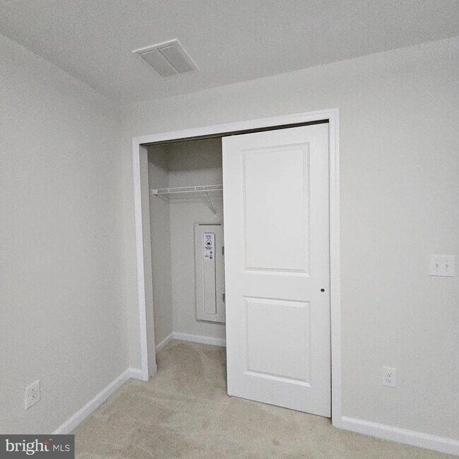 Building Photo - 107 Kramer Ct