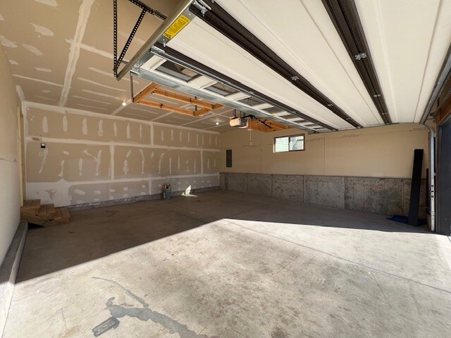 Building Photo - 918 Haakon St