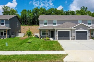 Building Photo - New Construction! Beautiful Townhome!