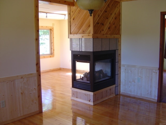 3 Side FP LR to Dinning - 1596 Schmidt Rd