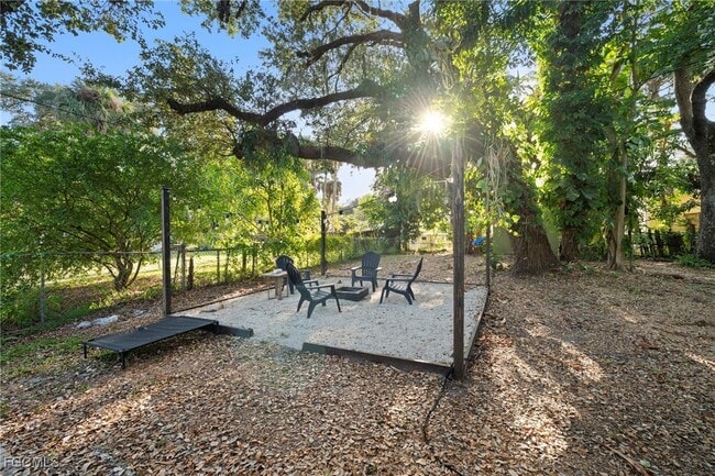 Building Photo - 236 Delray Ave