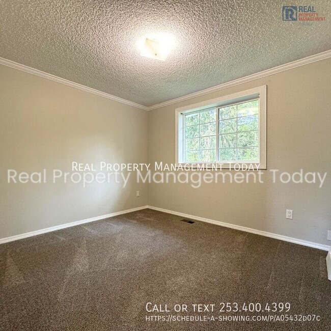 Building Photo - 31720 3rd Pl S