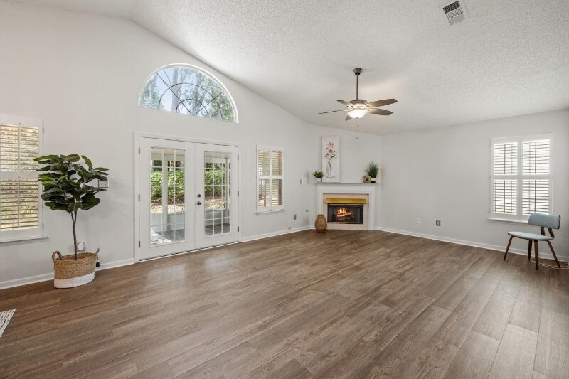 Building Photo - 5278 St Ives Ln