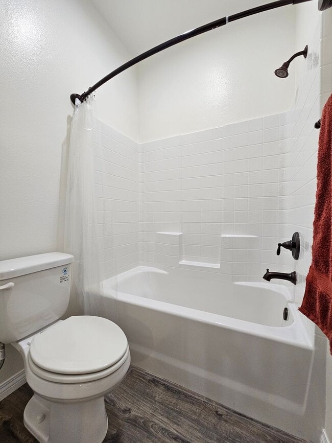 Building Photo - Dream Home 4 bed 3 bath Home!