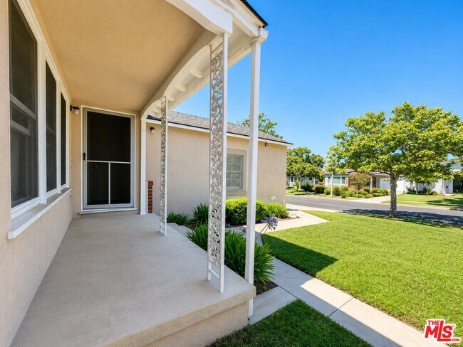 Building Photo - 7301 Dunfield Ave