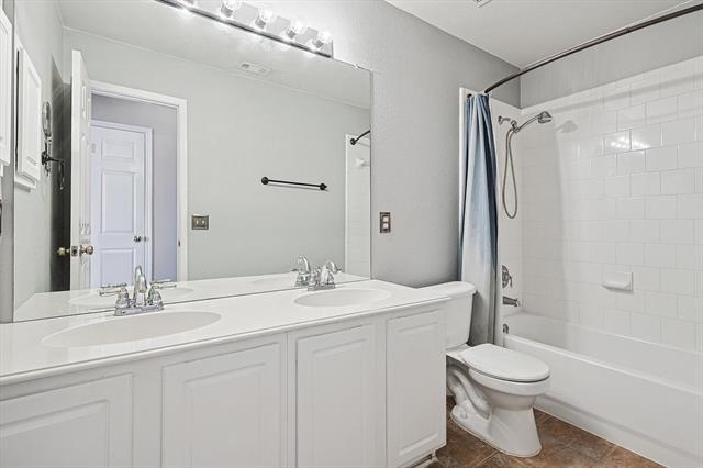Building Photo - 6920 Emerald Coast Dr