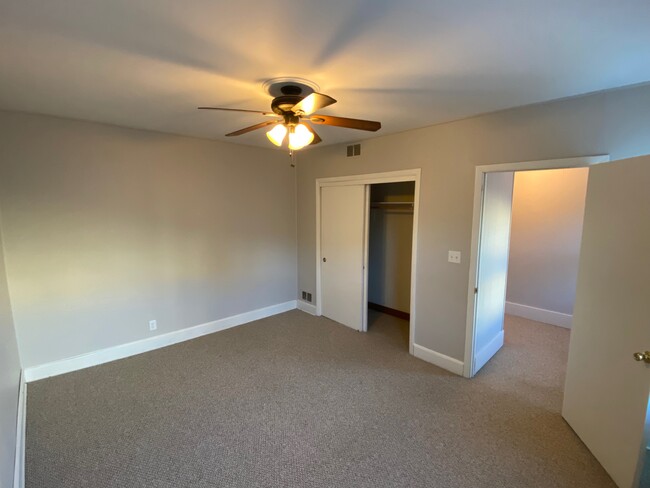 East bedroom with large closet - 225 N Franklin St