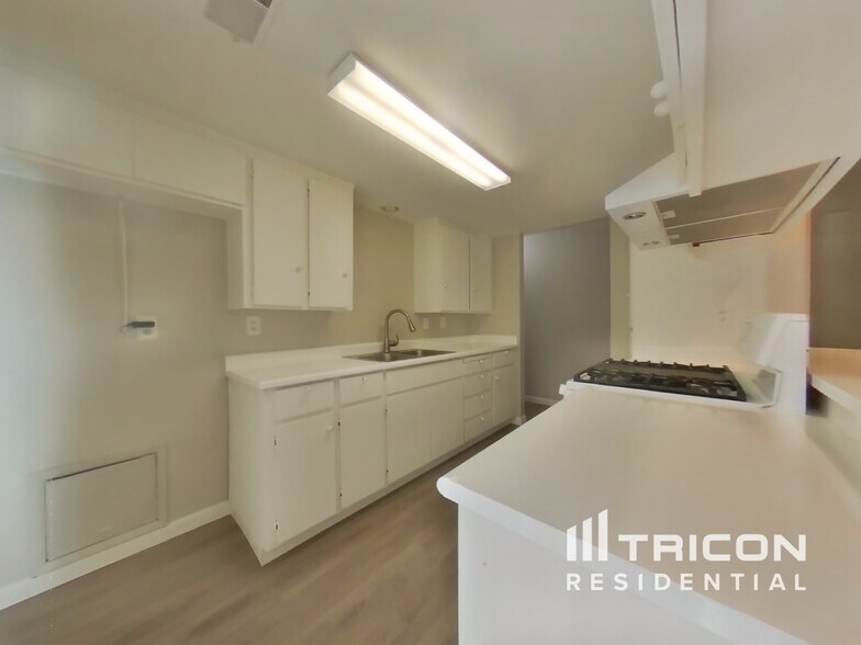 Building Photo - 515 Tisdell Dr