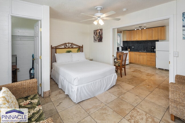 Building Photo - 240 Lili?uokalani Ave