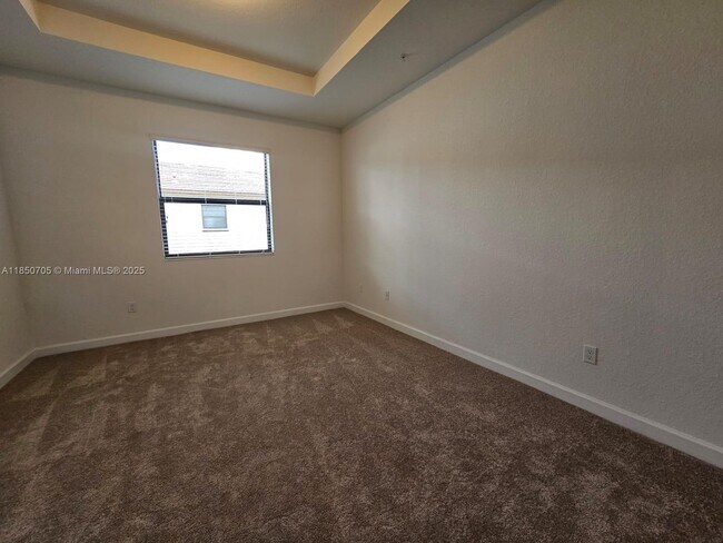 Building Photo - 257 SW 159th Way