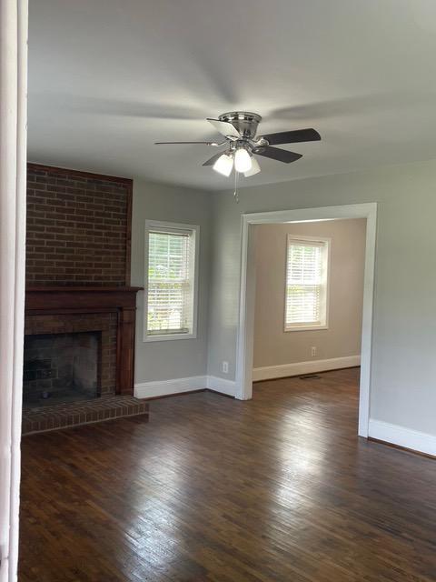 Building Photo - 209 W Elm St