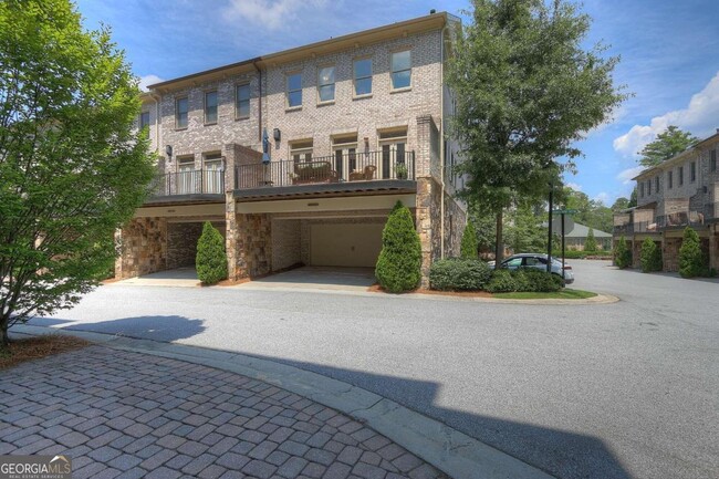 Building Photo - 3680 Brookhaven Manor Crossing NE