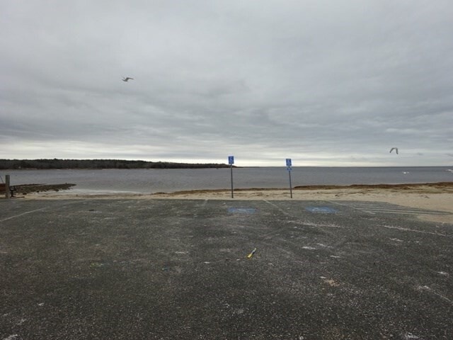 Building Photo - 83 Shore Ave