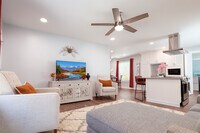 Building Photo - 445 Short Hills Dr