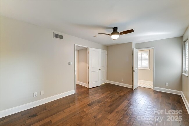 Building Photo - 227 N Dotger Ave