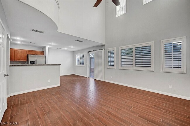 Building Photo - 514 Eresma St