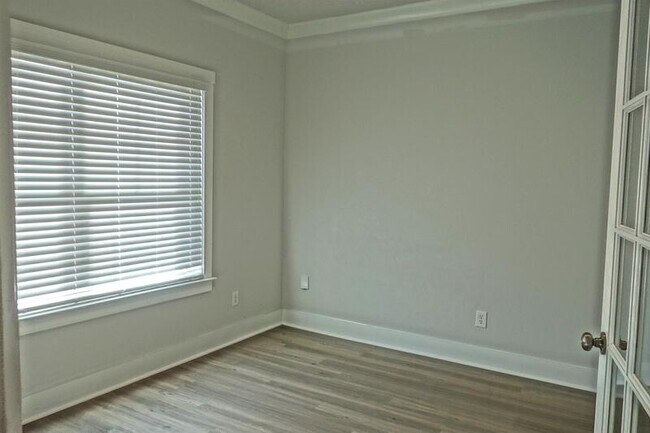 Building Photo - 8359 Anslee Way NW