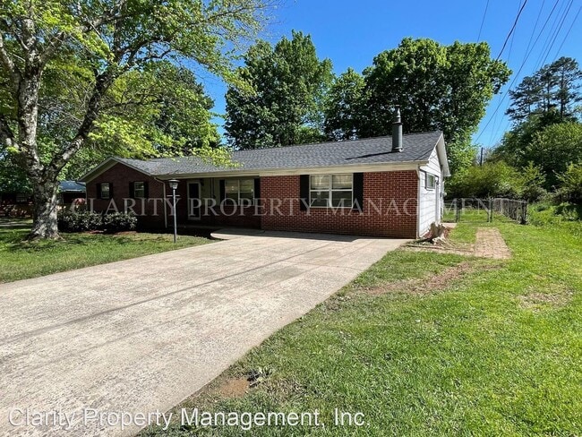 Primary Photo - 3 br, 2 bath House - 917 Towanda Trail