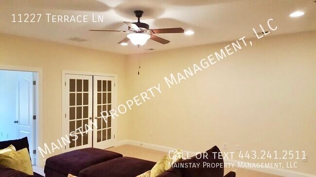 Building Photo - 11227 Terrace Ln