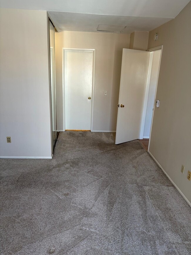 Building Photo - 1137 Mission Verde Dr