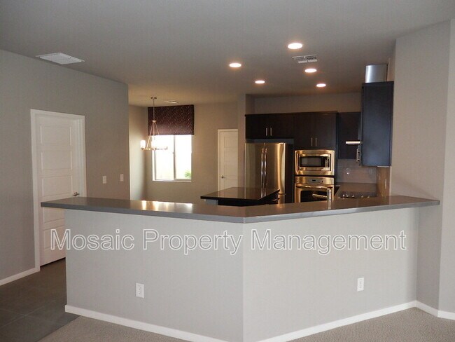 Building Photo - 3641 S Arizona Pl